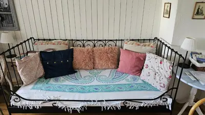 Ein Bett oder Betten in einem Zimmer der Unterkunft WHITE HOME IN AESCHI BEI SPIEZ