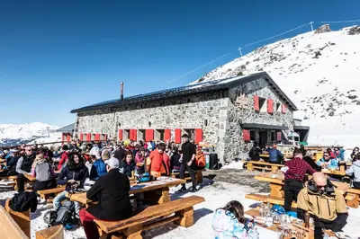 Gäste, die in der Unterkunft Cabane Bella-Tola übernachten