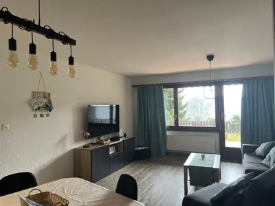 TV/Unterhaltungsangebot in der Unterkunft 2,5 pièces à Haute-Nendaz, grande terrasse, piscine, sauna, tennis