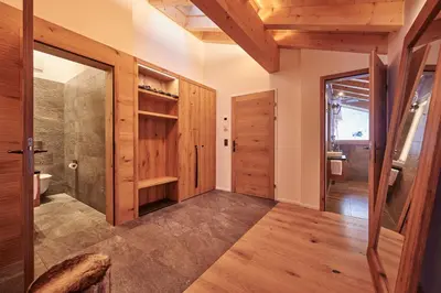 Ein Badezimmer in der Unterkunft Attico Grindelwald