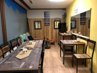 Ein Sitzbereich in der Unterkunft Apartment Rosablanche-108 by Interhome