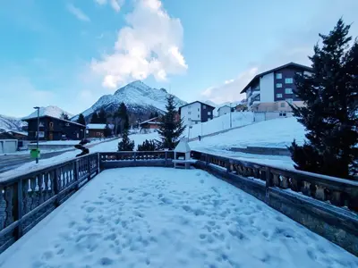 Ein allgemeiner Bergblick oder ein Berglick von der Ferienwohnung aus