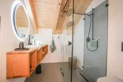 Ein Badezimmer in der Unterkunft Golmenegg B Hörnliblick