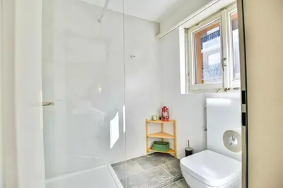 Ein Badezimmer in der Unterkunft Rhodania 55