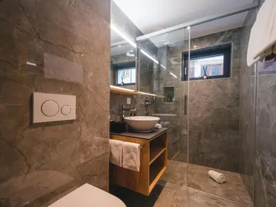 Ein Badezimmer in der Unterkunft Hotel Tannenhof