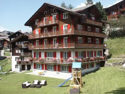 Das Gebäude in dem sich die Ferienwohnung befindet