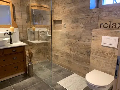 Ein Badezimmer in der Unterkunft Büehl Lenk