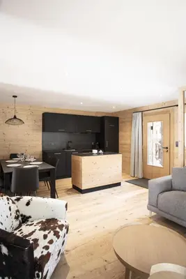 Ein Sitzbereich in der Unterkunft Polaris 1 005 - LUXE & SKI LIFT apartment 6 pers
