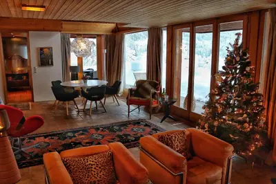 Ein Sitzbereich in der Unterkunft Chalet Morgane