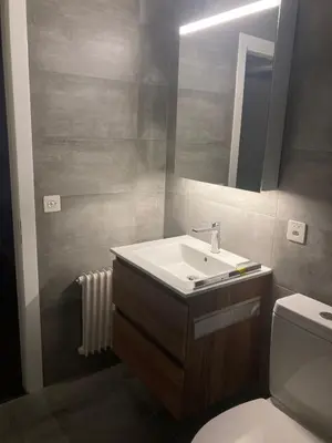 Ein Badezimmer in der Unterkunft Résidence Plambramois