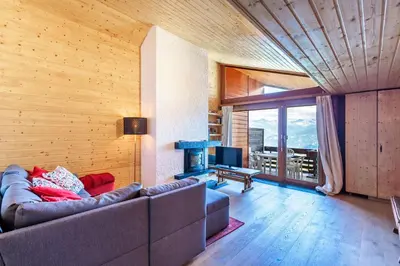 Ein Sitzbereich in der Unterkunft Superbe appartement, en 2 parties, au centre d'Anzère