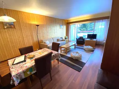 Ein Sitzbereich in der Unterkunft Adler 66