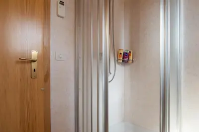 Grundriss der Unterkunft Chalet Kira mit Hotpot