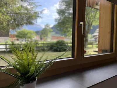 Ein allgemeiner Bergblick oder ein Berglick von der Ferienwohnung aus