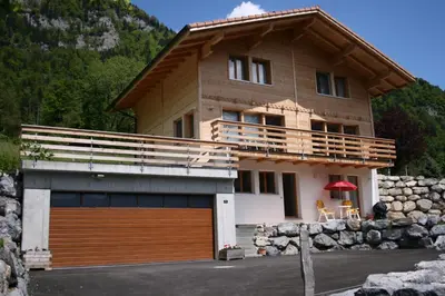 Das Gebäude in dem sich die Ferienwohnung befindet
