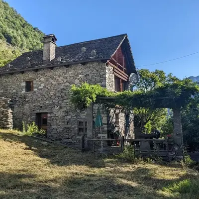 Rustico Tello