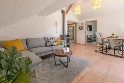 Ein Sitzbereich in der Unterkunft Spirit Apartments - XXL-Apt mit Balkon und Seesicht