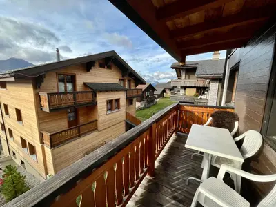 Ein Balkon oder eine Terrasse in der Unterkunft Chalet Diana - Spacious flat - Village core - South facing - Ski-in/Ski-out