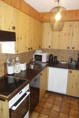 Küche/Küchenzeile in der Unterkunft Oree du Bois OB D0 CALM apartment 6 pers