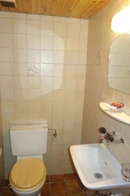 Ein Badezimmer in der Unterkunft Oree du Bois OB D0 CALM apartment 6 pers