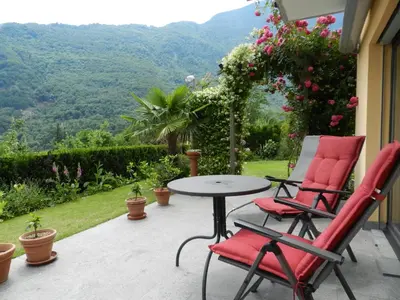 Ein allgemeiner Bergblick oder ein Berglick von der Ferienwohnung aus
