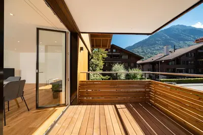 Ein allgemeiner Bergblick oder ein Berglick von der Ferienwohnung aus
