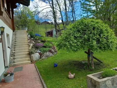Ein Garten an der Unterkunft Chalet Pfyffer - Mountain view
