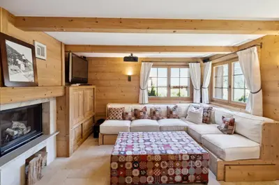 Grundriss der Unterkunft Chalet Lo Villâzo by Mrs Miggins
