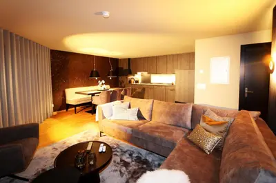 Ein Sitzbereich in der Unterkunft Hollywood 1 - A luxury, comfortable and spacious apartment located directly on the slopes!