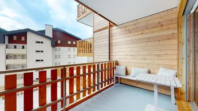 Ein Balkon oder eine Terrasse in der Unterkunft Sublime modern family apartment of 2 bedrooms