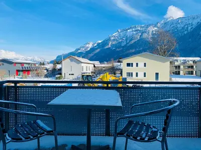 Ein allgemeiner Bergblick oder ein Berglick von der Ferienwohnung aus