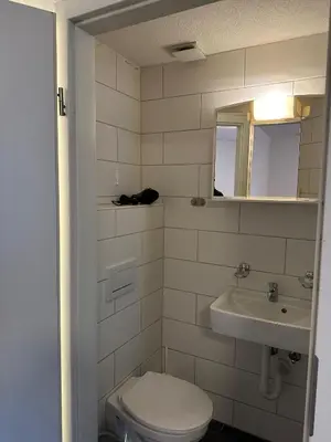 Ein Badezimmer in der Unterkunft Matten Central Residences