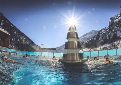 Der Swimmingpool an oder in der Nähe von Arca 2