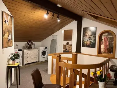 Küche/Küchenzeile in der Unterkunft Chalet Maithili Lauterbrunnen -152-Year-Old Majestic Chalet