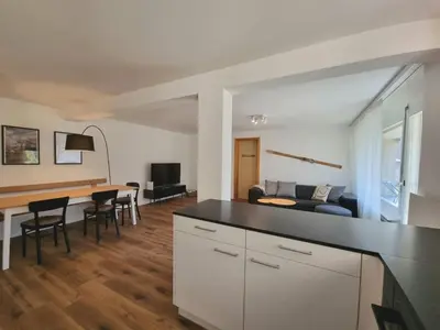 Küche/Küchenzeile in der Unterkunft Tarbey 39 Toplage an der Bergbahn Moderne Ferienwohnung mit grosser Panoramaterrasse