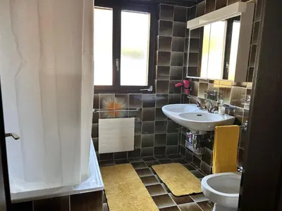 Ein Badezimmer in der Unterkunft Peak-view Crans-Montana