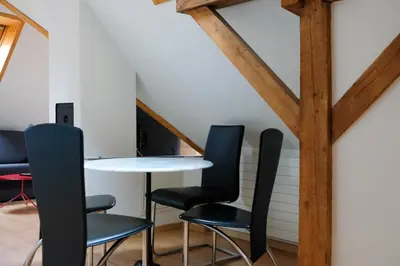 Ein Sitzbereich in der Unterkunft Spatzennest