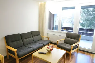 Ein Sitzbereich in der Unterkunft 2.5 Zimmerwohnung für Sportler & Familien WHG 132 & WHG 612
