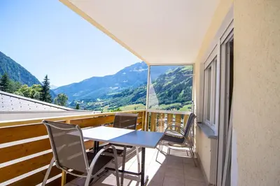 Ein allgemeiner Bergblick oder ein Berglick von der Ferienwohnung aus