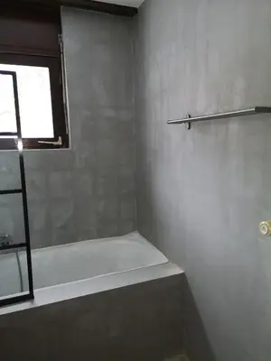 Ein Badezimmer in der Unterkunft Appartement proche remontées refait à neuf